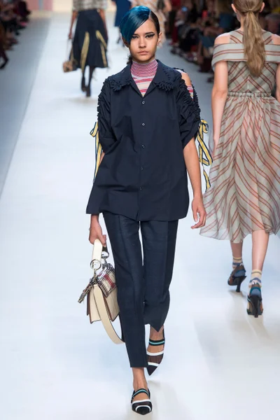Look 20